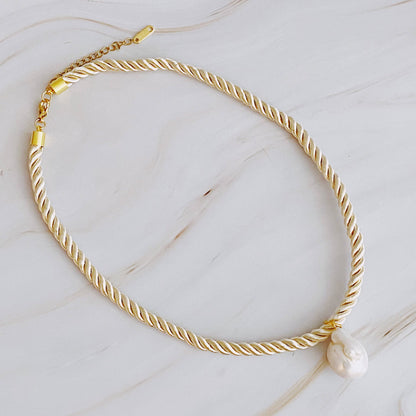 Baroque Pearl Rope Necklace Cream